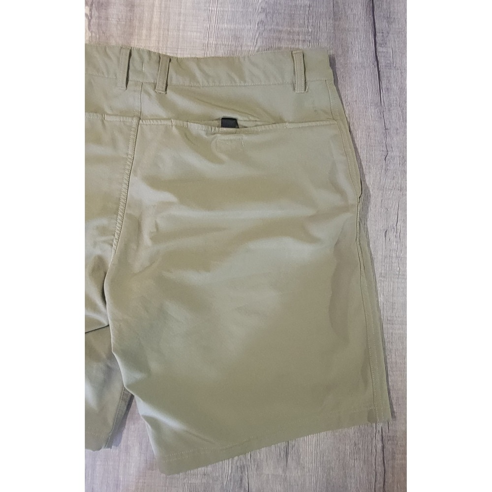 The North Face Rolling Sun Flash Dry Shorts Men's 34 Green Stretch 9" Inseam EUC - Picture 10 of 12